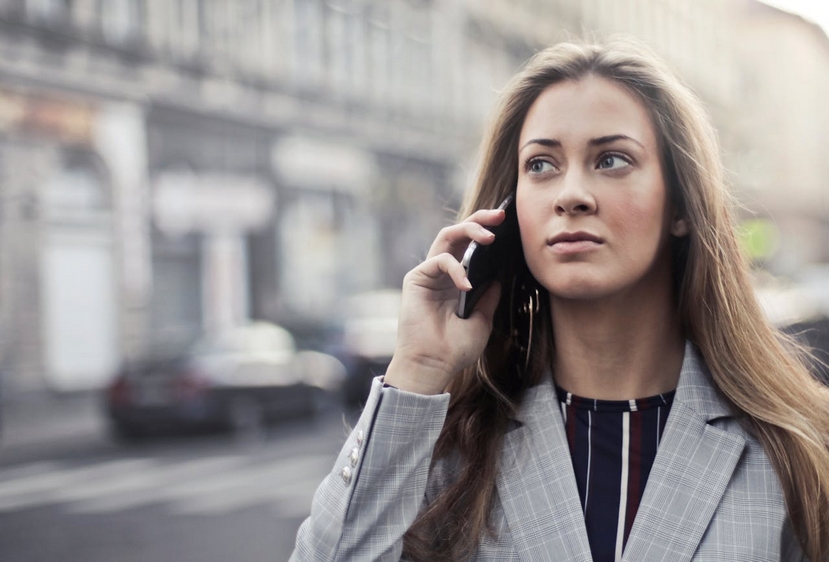 resoudre le probleme de qualité d'appel avec un smartphone en 5G Résoudre un problème de qualité d'appel téléphonique avec un nouveau smartphone en 5G