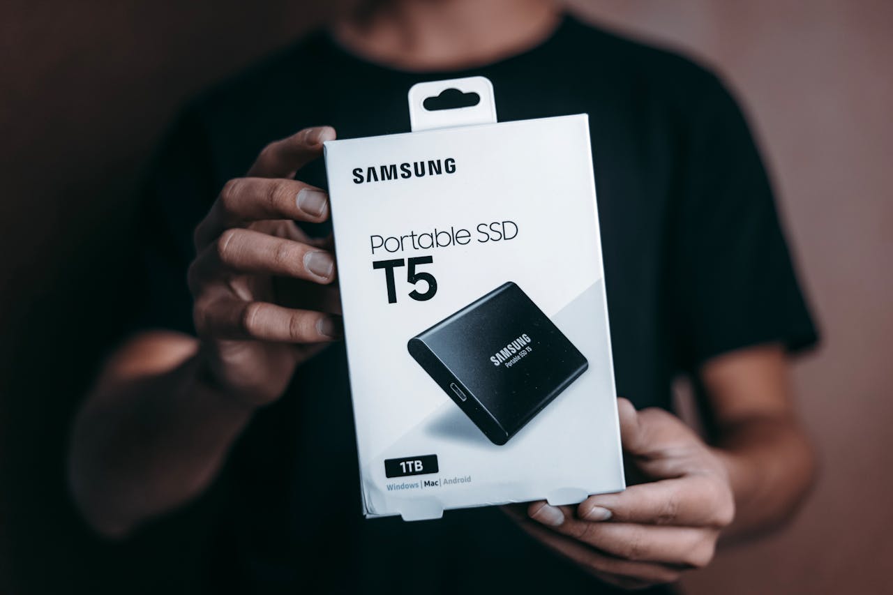 tuto réparer imprimante non connectée Les disque durs externes au format SSD sont plus rapides et plus costauds que les disques durs mécaniques.